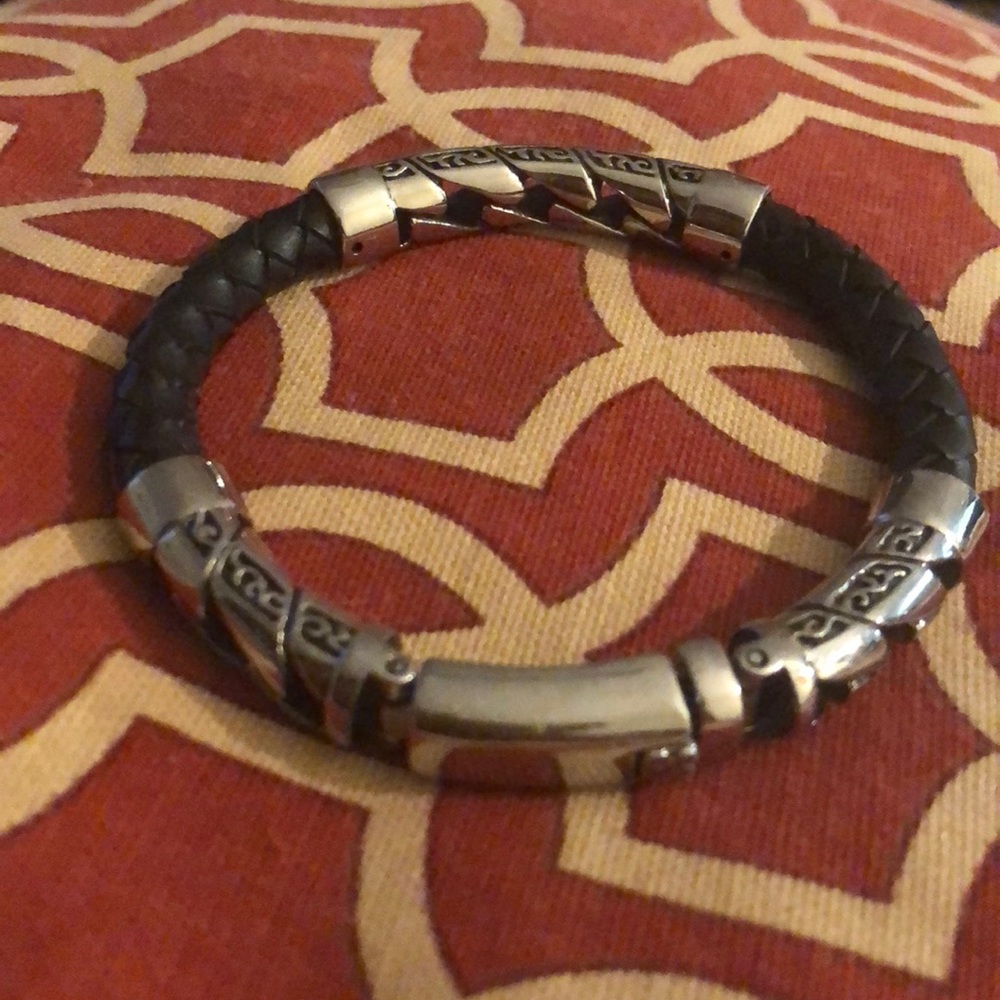 Men’s Leather Bracelet